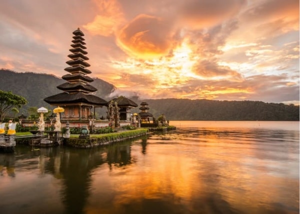 voyage formation infirmier Bali coucher soleil